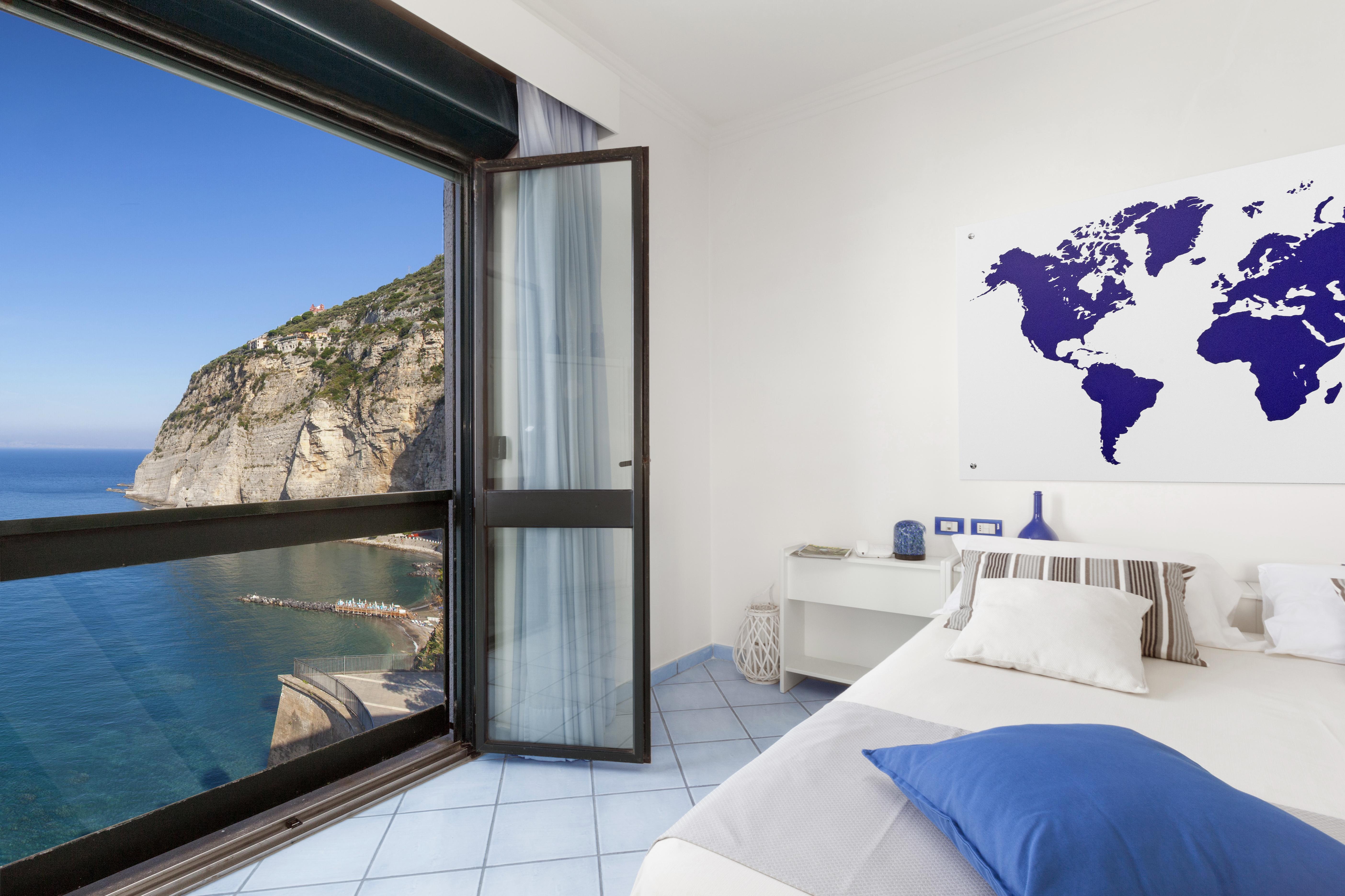 Panorama Palace 4*