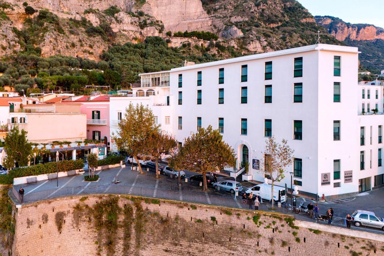 Panorama Palace
